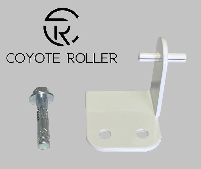 vinyl-fence-mounting-bracket-and-hardware-for-coyote-roller